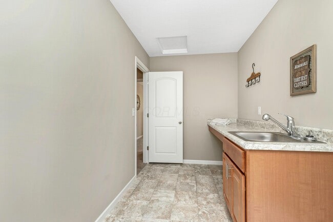 Building Photo - 7576 Bullseye Dr