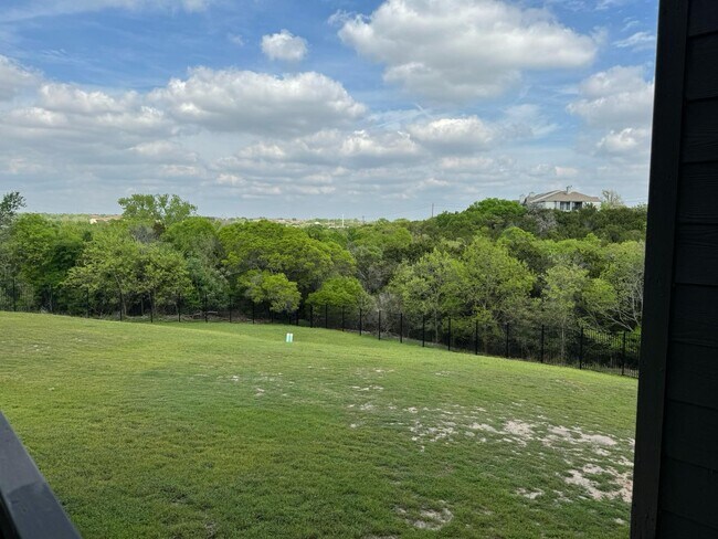 Building Photo - 2320 Gracy Farms Ln