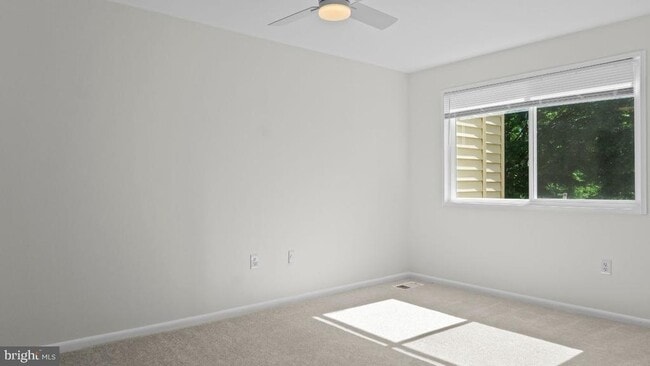Building Photo - 18531 Bay Leaf Way