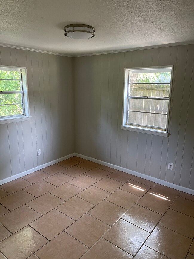 Bedroom 1 - 111 Mayberry Ct