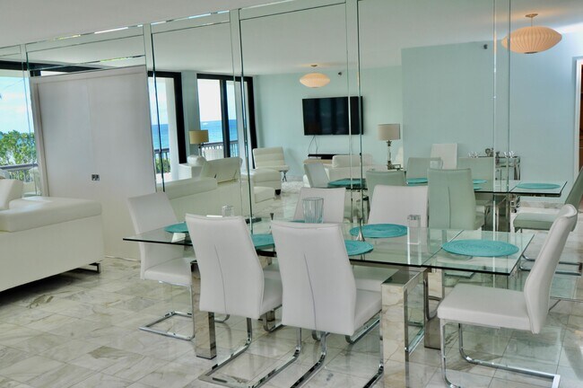 Building Photo - 2660 S Ocean Blvd