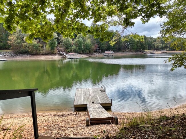 Building Photo - 3739 Pat Colwell Rd