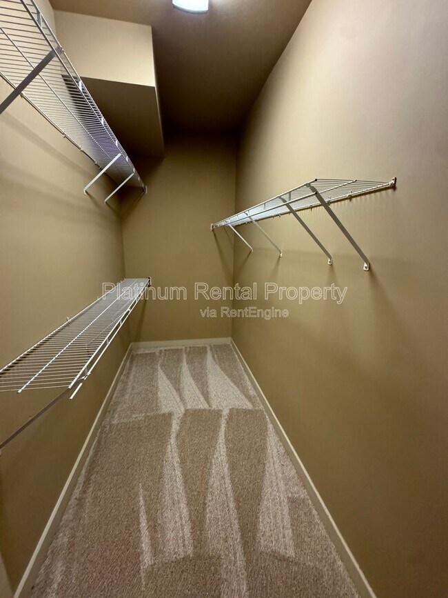 Building Photo - 264 19th St NW