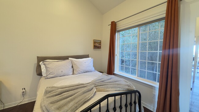 Building Photo - 20641 Medley Ln