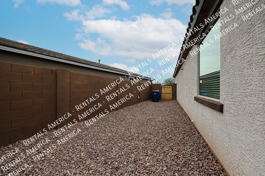 Building Photo - 9351 E Steno Ave