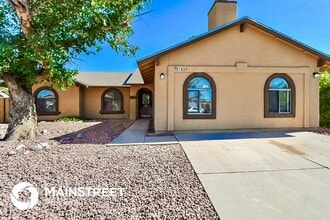 Building Photo - 1659 Oakhaven Pl