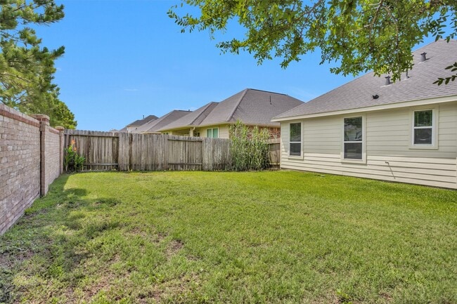 Building Photo - 24734 Colonial Maple Dr