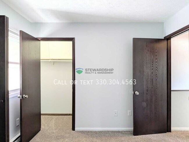 Building Photo - 311 Engadine Ct