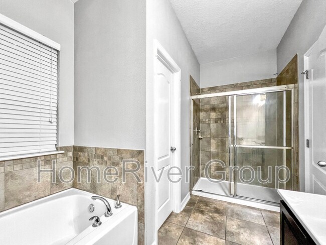 Building Photo - 2830 Moonstone Bend