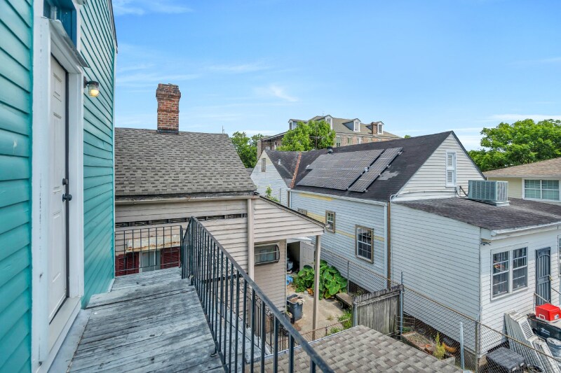 Building Photo - 2331 Ursulines Ave