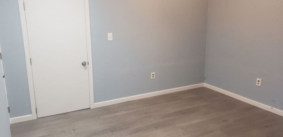 Building Photo - 8230 Kilmory Ct