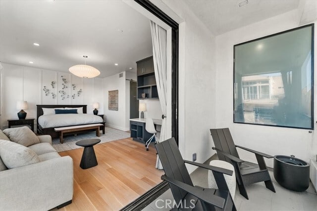 Building Photo - 228 38th St