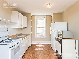 Building Photo - 123 Hagerman Ct