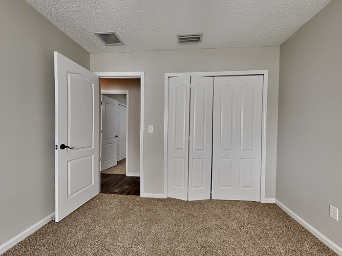 Building Photo - 6463 Silk Leaf Ln