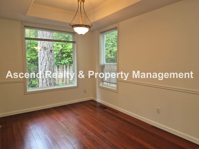 Building Photo - New Price!! Available Now Stunning 2 Level...