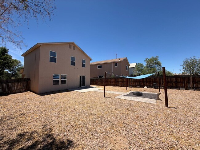 Building Photo - 3 Bedroom Home Near Unser Blvd NW & Ladera Dr NW!