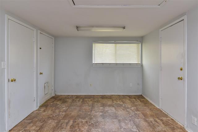 Building Photo - 4004 Anita Ave