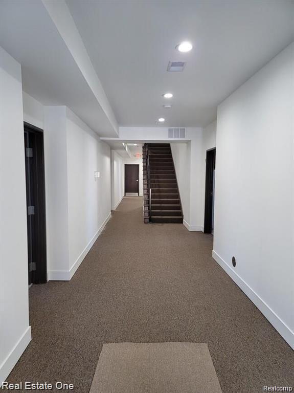 Building Photo - 24356 Ann Arbor Trail