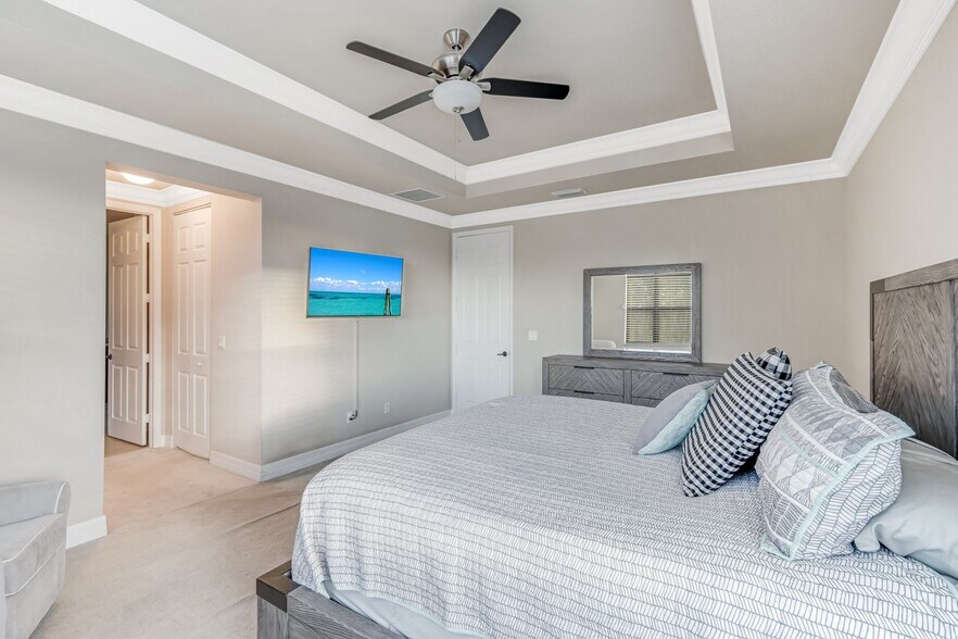 Building Photo - 11732 Meadowrun Cir