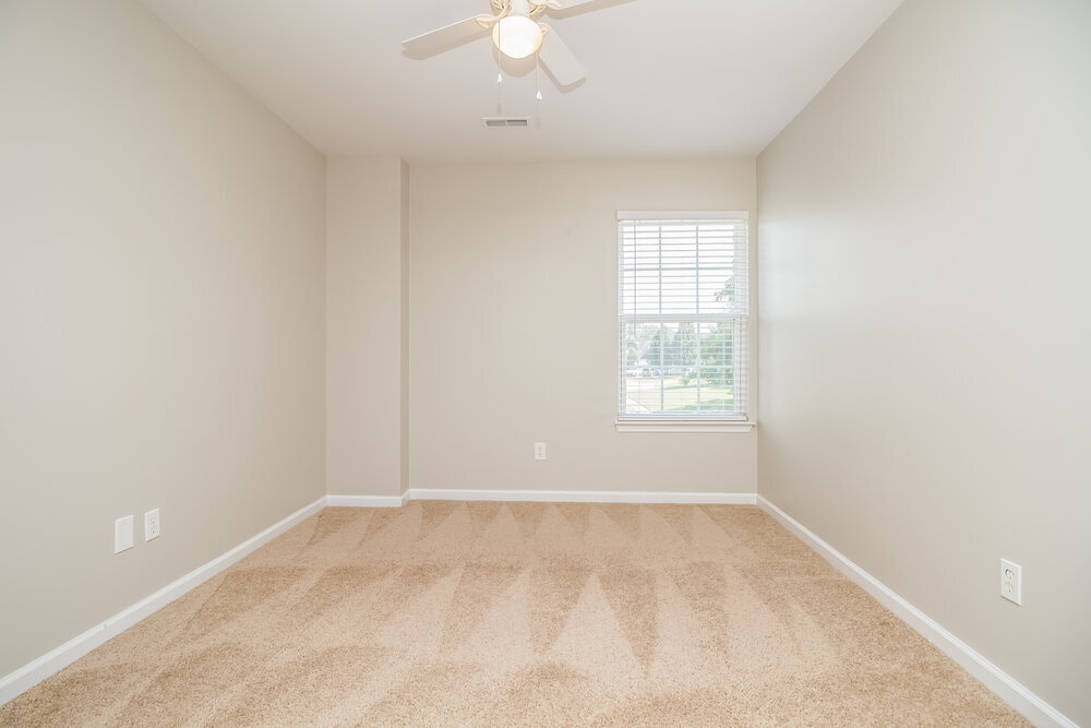 Building Photo - 2023 Trenton Dr