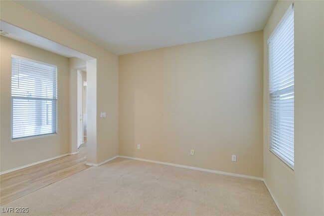 Building Photo - 5768 Mammoth Mountain St