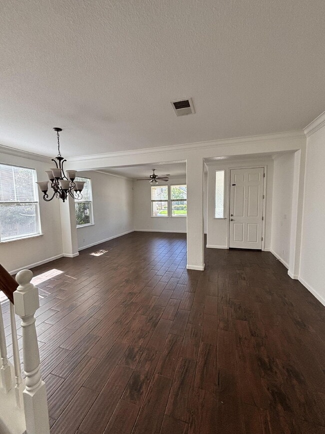 Building Photo - 1247 Jewel Flower Dr