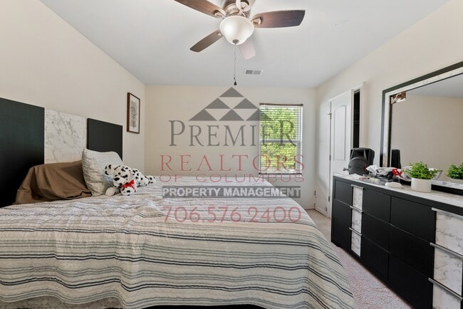 Building Photo - 741 Compass Trl