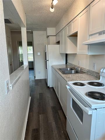 Building Photo - 5312 Humbert Ave