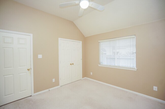 Building Photo - 9914 Clear Meadow Ln