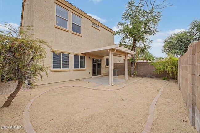 Building Photo - 8770 W Wood Dr