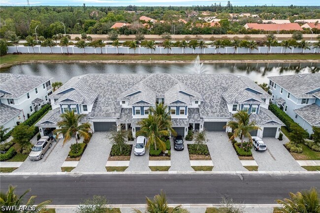 Building Photo - 2555 Seychelles Dr