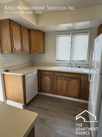 Building Photo - 814 Concord Ln