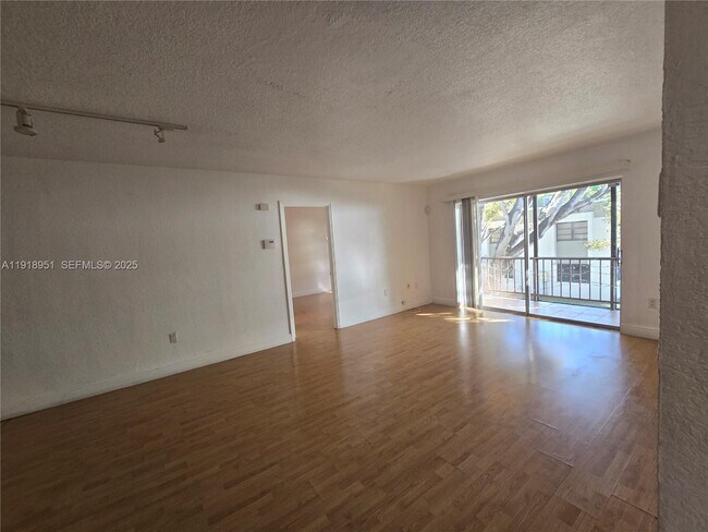 Building Photo - 7925 SW 104th St