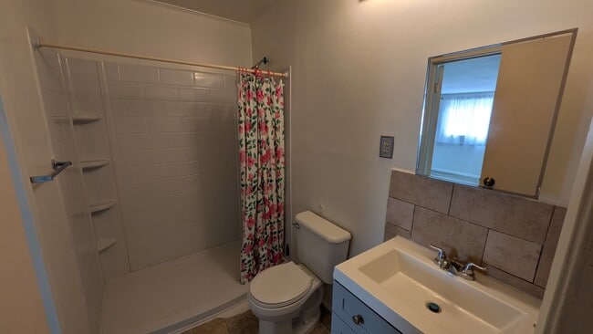 Building Photo - 2971 Swandale Ct