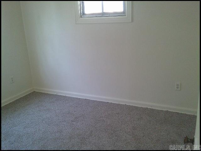 Building Photo - 5122 Lynch Dr