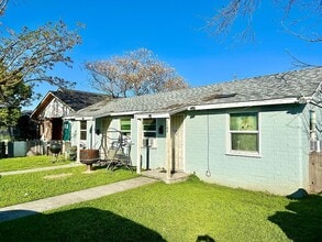 Building Photo - 1404 Trinity Ave