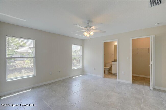 Building Photo - 8886 98th Ct