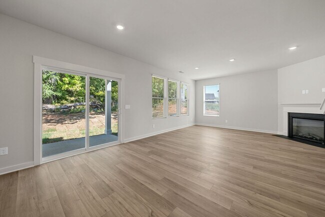 Building Photo - Pet Friendly New Construction!