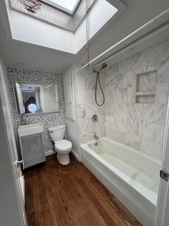 Building Photo - 12 Aberdeen St