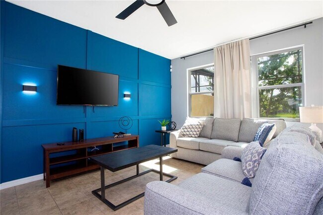 Building Photo - 3181 Tocoa Cir