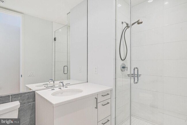 Building Photo - 1177 22nd St NW