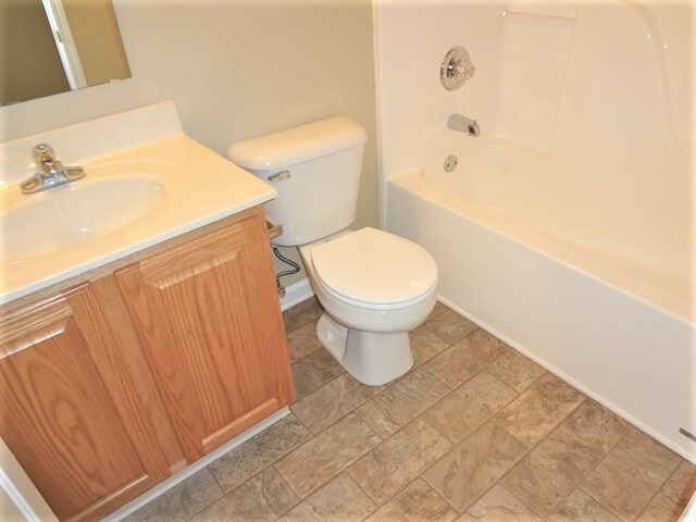 Building Photo - 12295 Slate Dr
