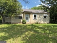 Building Photo - 135 Fairview St