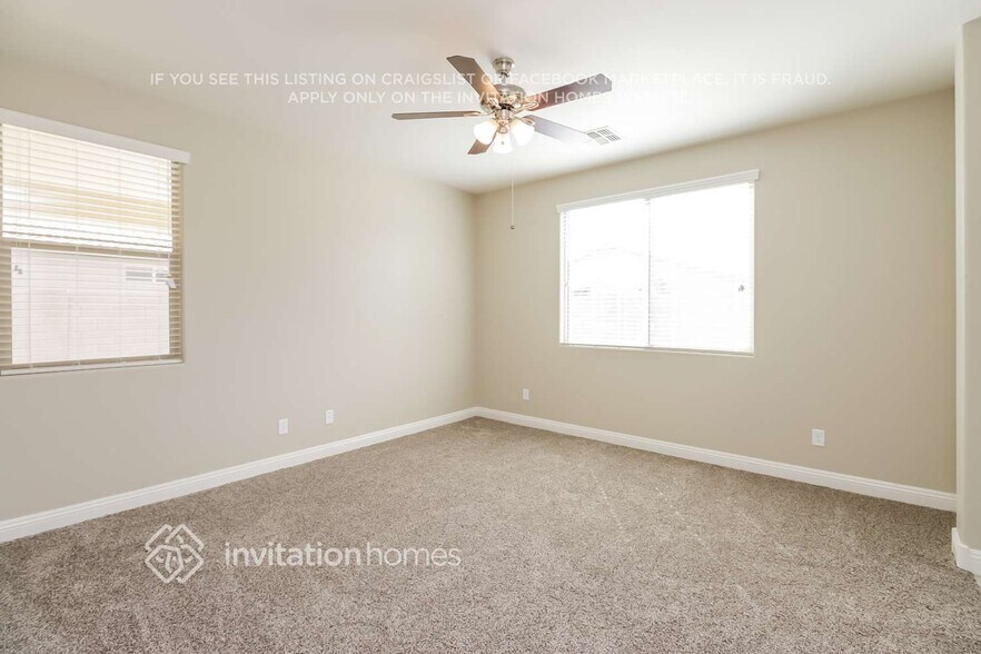 Building Photo - 1063 W Brangus Way
