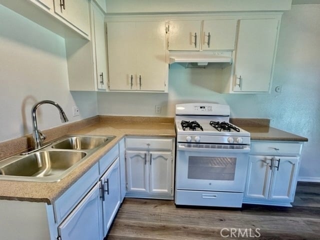 Building Photo - 815 N Rose Ave