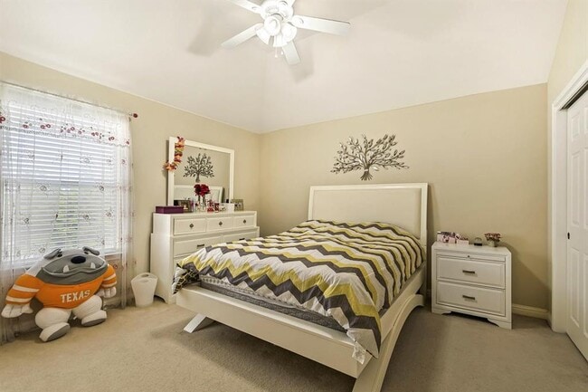 Building Photo - 1617 Hidden Springs Path