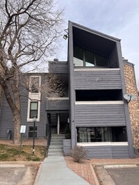 Building Photo - Two Bedroom Condo In DTC! Pool and Tennis Courts! Washer and Dryer In-Unit!