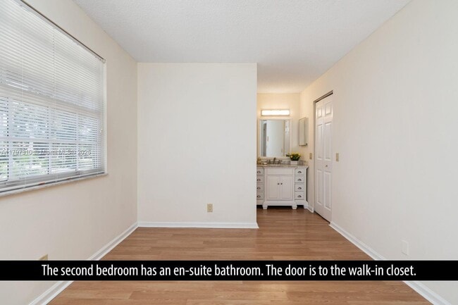 Building Photo - 6493 Via Regina