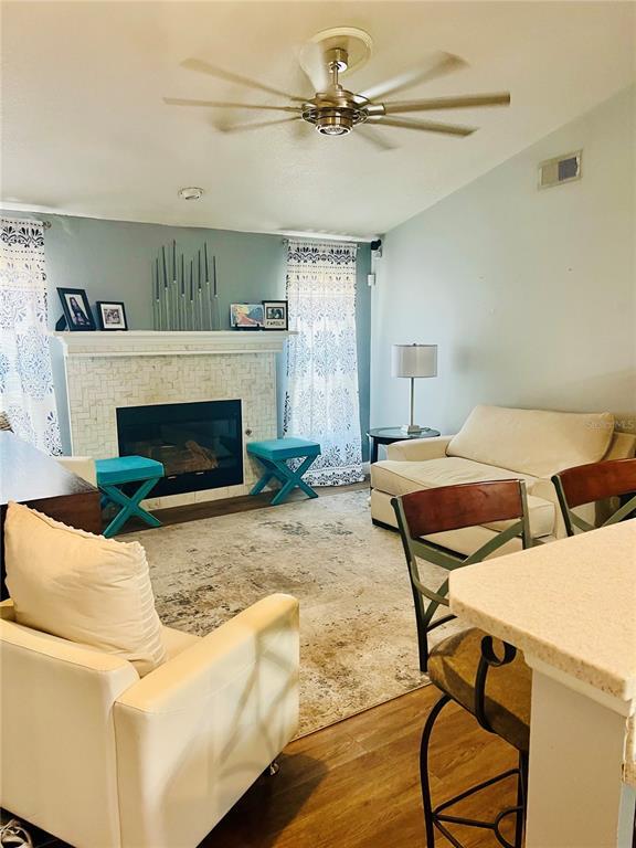 Building Photo - 686 Park Valley Cir