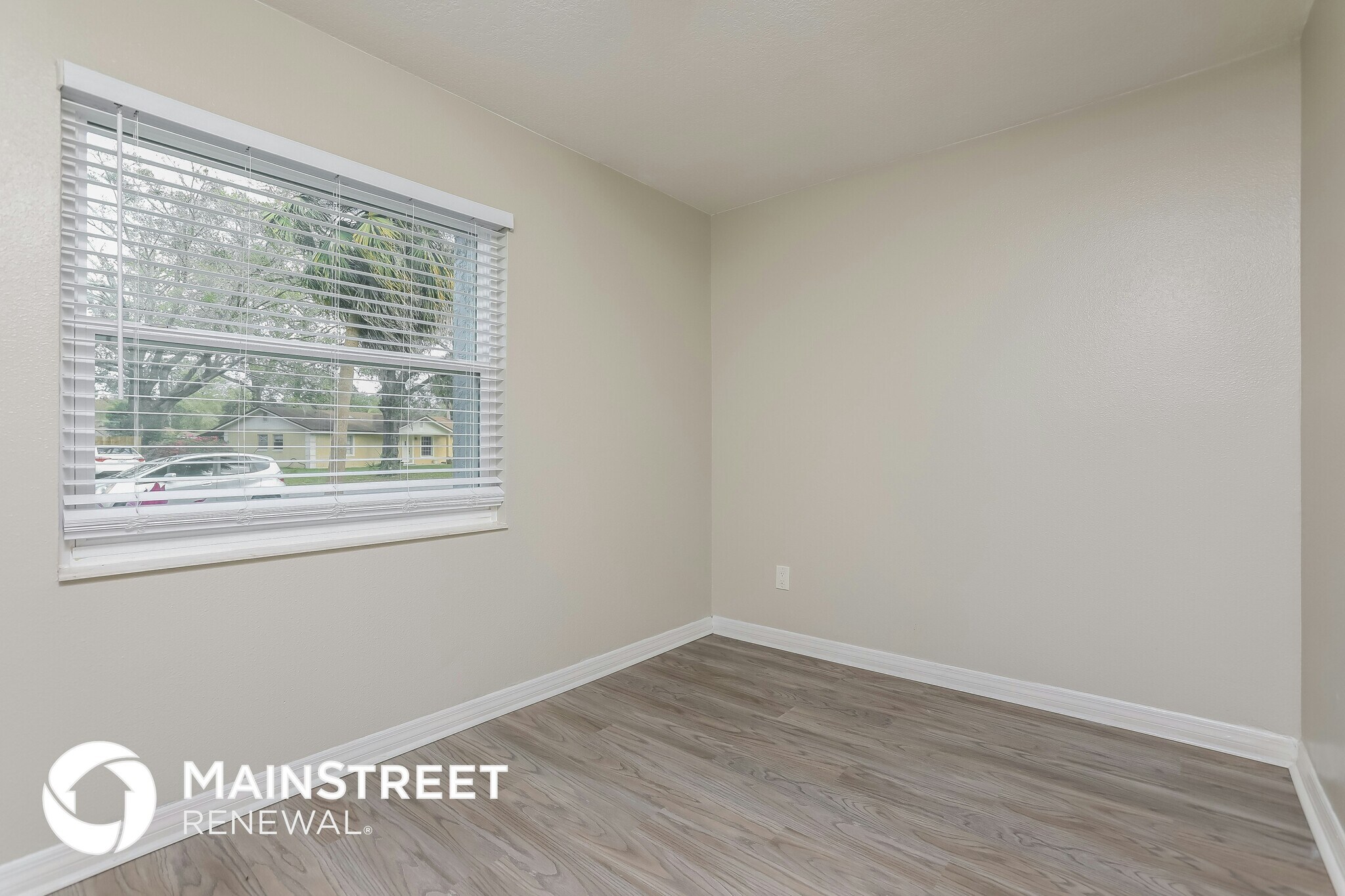 Building Photo - 109 N Alderwood St